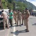 बर्फबारी के बाद हैवी स्नोफॉल से प्रशासन अलर्ट, रैणी जैसे हादसे से बचने के लिए कैमरों से निगरानी